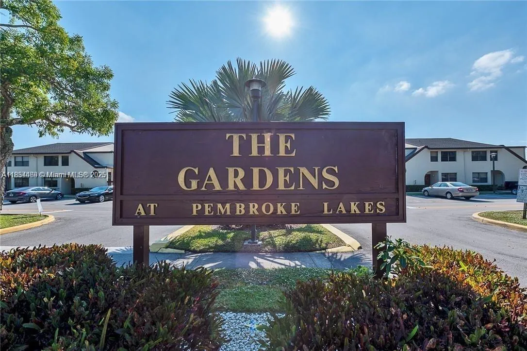 11390 Taft St 11390, Pembroke Pines, Florida 33026, Pembroke Pines, Florida 33026, 2 Bedrooms Bedrooms, ,2 BathroomsBathrooms,Residential Lease,For Rent,11390 Taft St 11390, Pembroke Pines, Florida 33026,A11854469