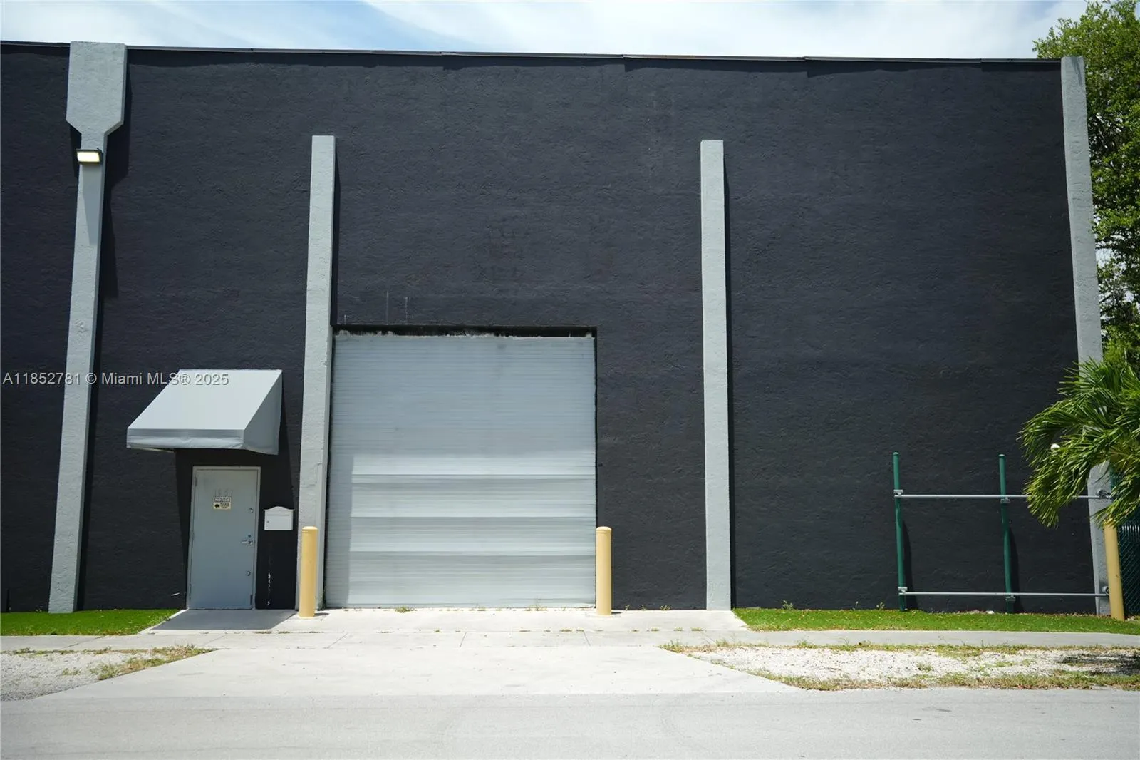 1951 Grant St, Hollywood, Florida 33020, Hollywood, Florida 33020, ,Commercial Lease,For Rent,1951 Grant St, Hollywood, Florida 33020,A11852781