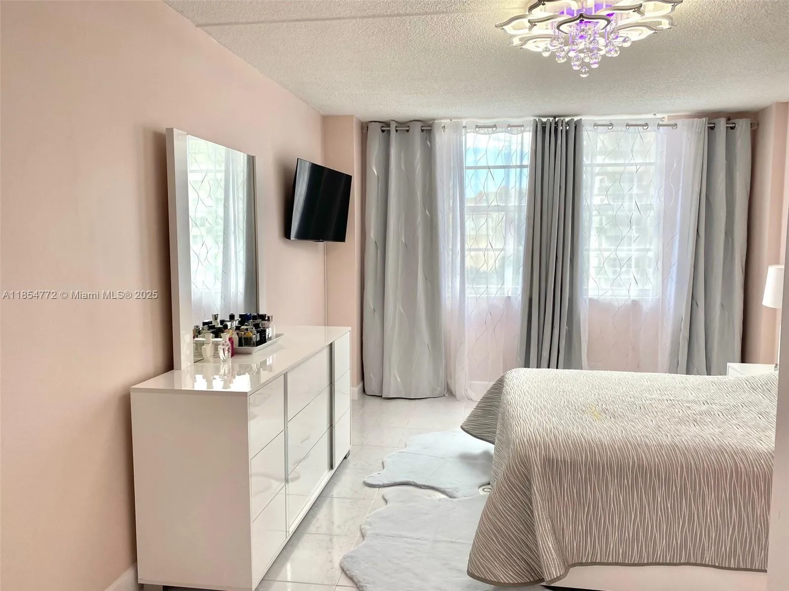 251 174th St 615, Sunny Isles Beach, Florida 33160, Sunny Isles Beach, Florida 33160, 1 Bedroom Bedrooms, ,1 BathroomBathrooms,Residential,For Sale,251 174th St 615, Sunny Isles Beach, Florida 33160,A11854772