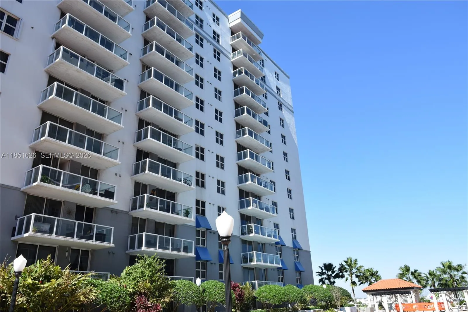 5091 Nw 7th St 711, Miami, Florida 33126, Miami, Florida 33126, 2 Bedrooms Bedrooms, ,1 BathroomBathrooms,Residential,For Sale,5091 Nw 7th St 711, Miami, Florida 33126,A11851626