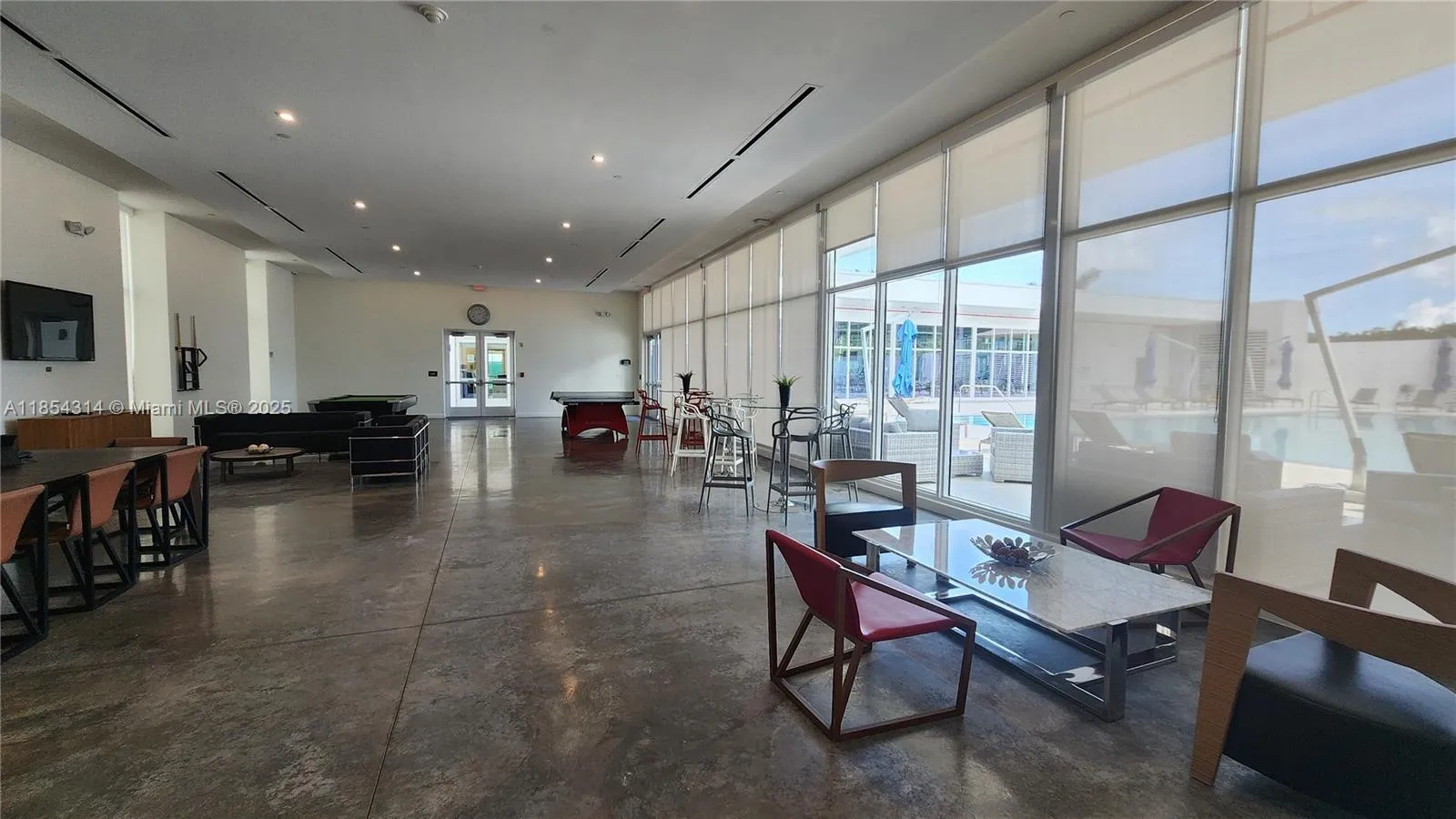 15051 Royal Oaks Ln 1605, North Miami, Florida 331, North Miami, Florida 33181, 2 Bedrooms Bedrooms, ,2 BathroomsBathrooms,Residential,For Sale,15051 Royal Oaks Ln 1605, North Miami, Florida 331,A11854314