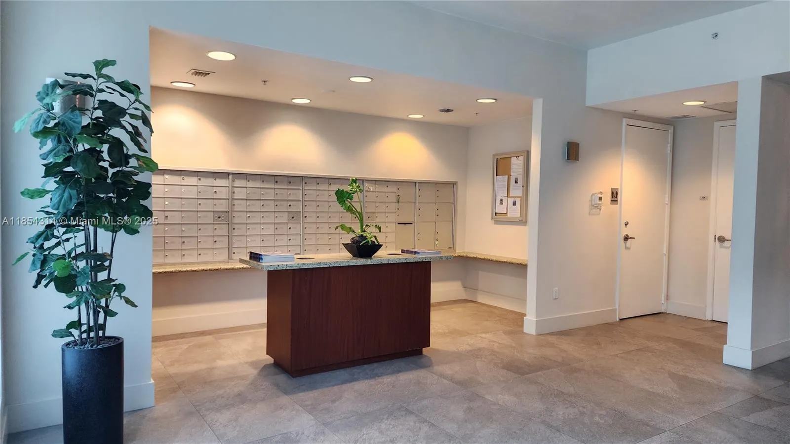 15051 Royal Oaks Ln 1605, North Miami, Florida 331, North Miami, Florida 33181, 2 Bedrooms Bedrooms, ,2 BathroomsBathrooms,Residential,For Sale,15051 Royal Oaks Ln 1605, North Miami, Florida 331,A11854314