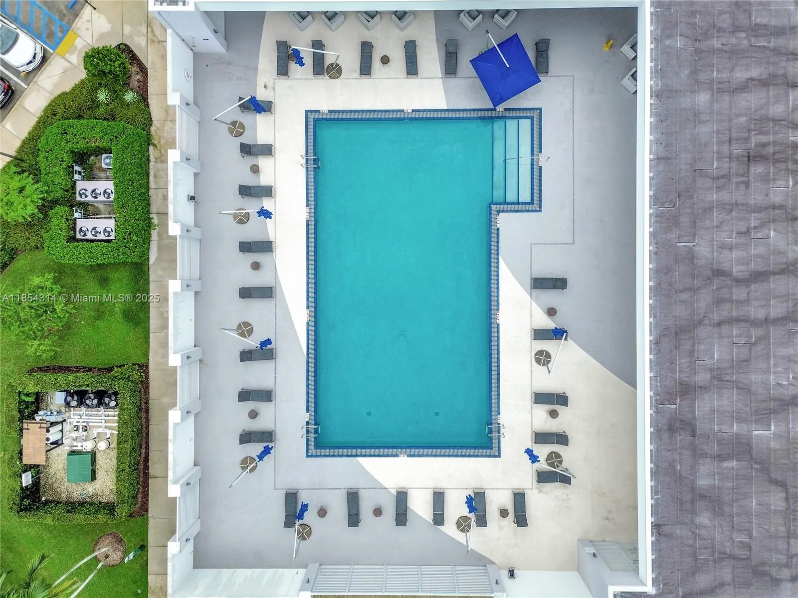 15051 Royal Oaks Ln 1605, North Miami, Florida 331, North Miami, Florida 33181, 2 Bedrooms Bedrooms, ,2 BathroomsBathrooms,Residential,For Sale,15051 Royal Oaks Ln 1605, North Miami, Florida 331,A11854314