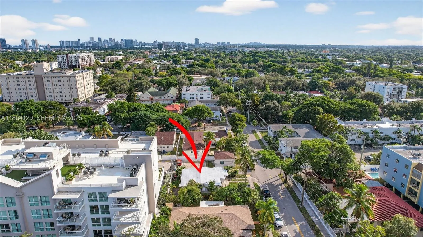 517 S 19th Ave, Hollywood, Florida 33020, Hollywood, Florida 33020, 2 Bedrooms Bedrooms, ,2 BathroomsBathrooms,Residential,For Sale,517 S 19th Ave, Hollywood, Florida 33020,A11854129