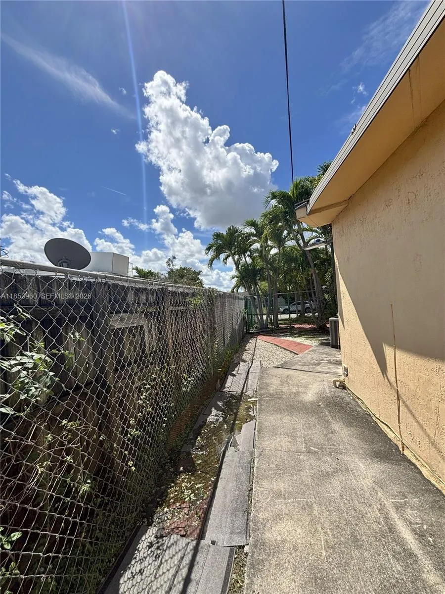 18601 Sw 98th Ave, Cutler Bay, Florida 33157, Cutler Bay, Florida 33157, 5 Bedrooms Bedrooms, ,3 BathroomsBathrooms,Residential,For Sale,18601 Sw 98th Ave, Cutler Bay, Florida 33157,A11853960