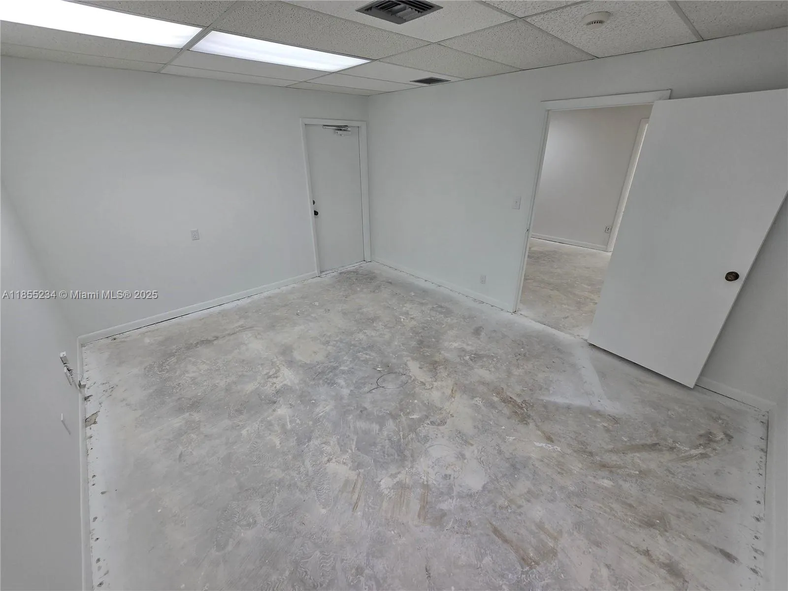 7800 W Oakland Park Blvd 101, Sunrise, Florida 333, Sunrise, Florida 33351, ,Commercial Sale,For Sale,7800 W Oakland Park Blvd 101, Sunrise, Florida 333,A11855234