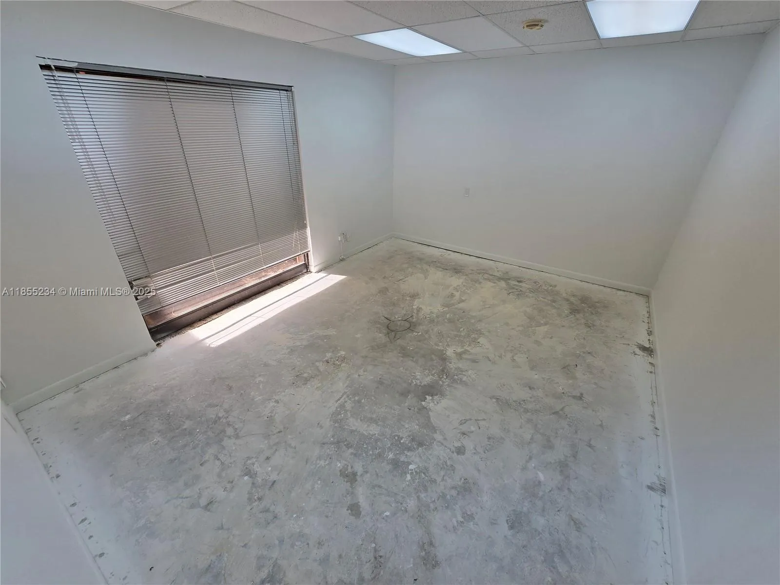7800 W Oakland Park Blvd 101, Sunrise, Florida 333, Sunrise, Florida 33351, ,Commercial Sale,For Sale,7800 W Oakland Park Blvd 101, Sunrise, Florida 333,A11855234