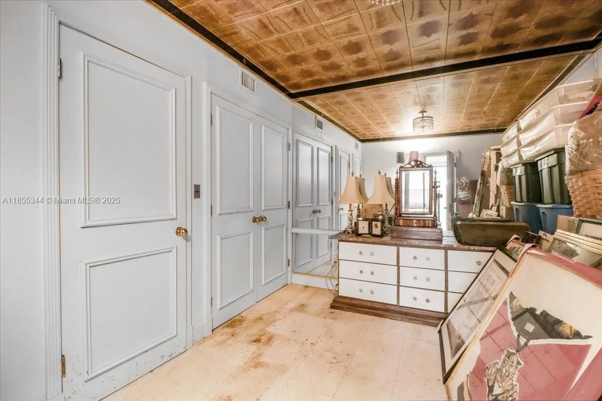 5900 Ne 5th Ave, Miami, Florida 33137, Miami, Florida 33137, 3 Bedrooms Bedrooms, ,2 BathroomsBathrooms,Residential,For Sale,5900 Ne 5th Ave, Miami, Florida 33137,A11855344