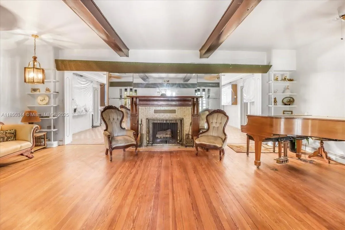 5900 Ne 5th Ave, Miami, Florida 33137, Miami, Florida 33137, 3 Bedrooms Bedrooms, ,2 BathroomsBathrooms,Residential,For Sale,5900 Ne 5th Ave, Miami, Florida 33137,A11855344