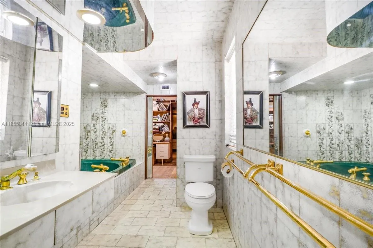 5900 Ne 5th Ave, Miami, Florida 33137, Miami, Florida 33137, 3 Bedrooms Bedrooms, ,2 BathroomsBathrooms,Residential,For Sale,5900 Ne 5th Ave, Miami, Florida 33137,A11855344