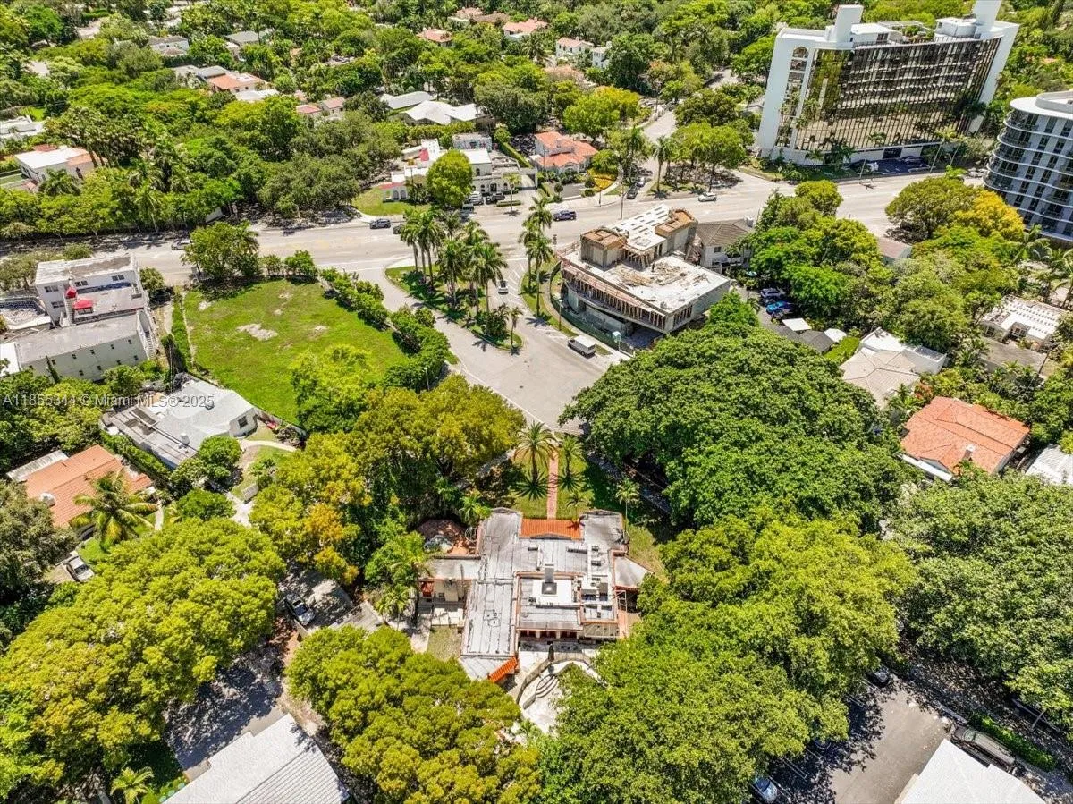 5900 Ne 5th Ave, Miami, Florida 33137, Miami, Florida 33137, 3 Bedrooms Bedrooms, ,2 BathroomsBathrooms,Residential,For Sale,5900 Ne 5th Ave, Miami, Florida 33137,A11855344