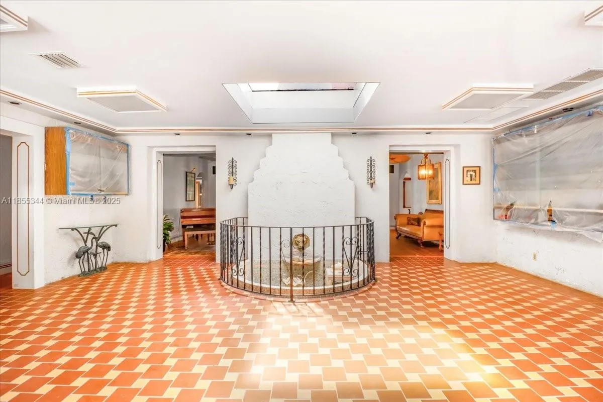 5900 Ne 5th Ave, Miami, Florida 33137, Miami, Florida 33137, 3 Bedrooms Bedrooms, ,2 BathroomsBathrooms,Residential,For Sale,5900 Ne 5th Ave, Miami, Florida 33137,A11855344