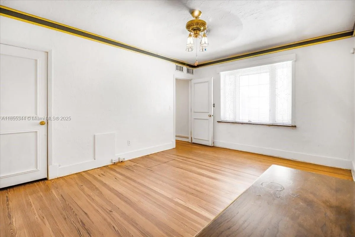 5900 Ne 5th Ave, Miami, Florida 33137, Miami, Florida 33137, 3 Bedrooms Bedrooms, ,2 BathroomsBathrooms,Residential,For Sale,5900 Ne 5th Ave, Miami, Florida 33137,A11855344