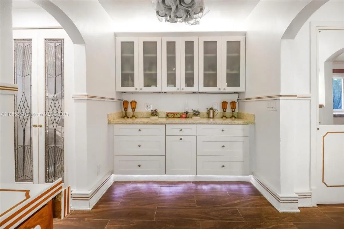 5900 Ne 5th Ave, Miami, Florida 33137, Miami, Florida 33137, 3 Bedrooms Bedrooms, ,2 BathroomsBathrooms,Residential,For Sale,5900 Ne 5th Ave, Miami, Florida 33137,A11855344