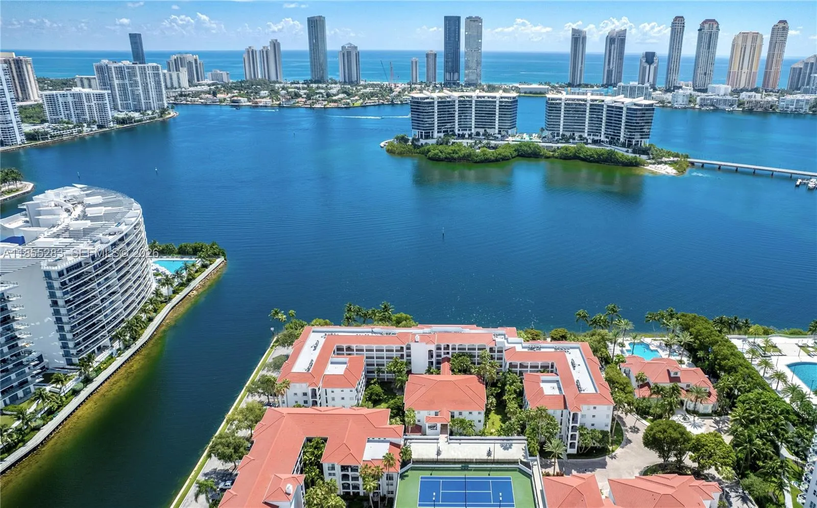 3255 Ne 184th St 12407, Aventura, Florida 33160, Aventura, Florida 33160, 2 Bedrooms Bedrooms, ,2 BathroomsBathrooms,Residential Lease,For Rent,3255 Ne 184th St 12407, Aventura, Florida 33160,A11855283