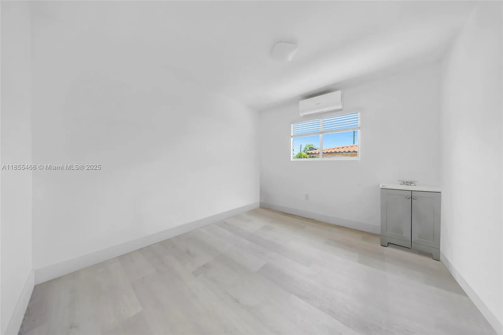 1028 Sw 9th Ave, Miami, Florida 33130, Miami, Florida 33130, ,Commercial Sale,For Sale,1028 Sw 9th Ave, Miami, Florida 33130,A11855466