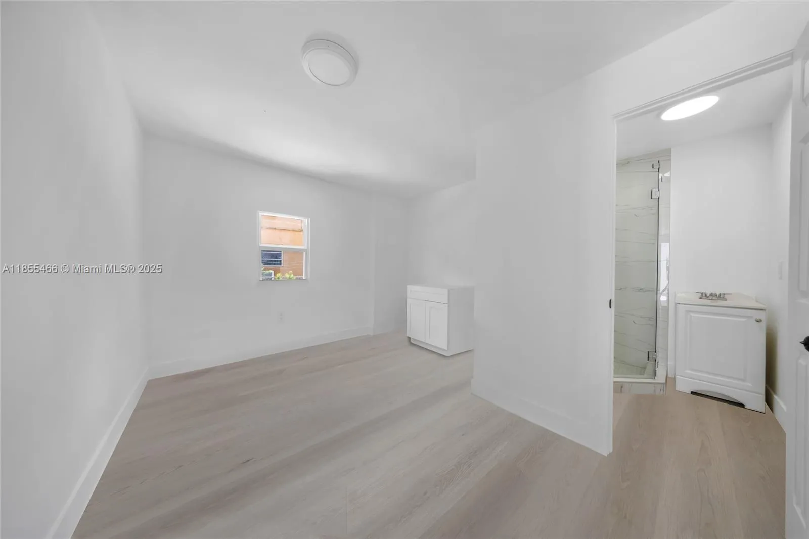 1028 Sw 9th Ave, Miami, Florida 33130, Miami, Florida 33130, ,Commercial Sale,For Sale,1028 Sw 9th Ave, Miami, Florida 33130,A11855466