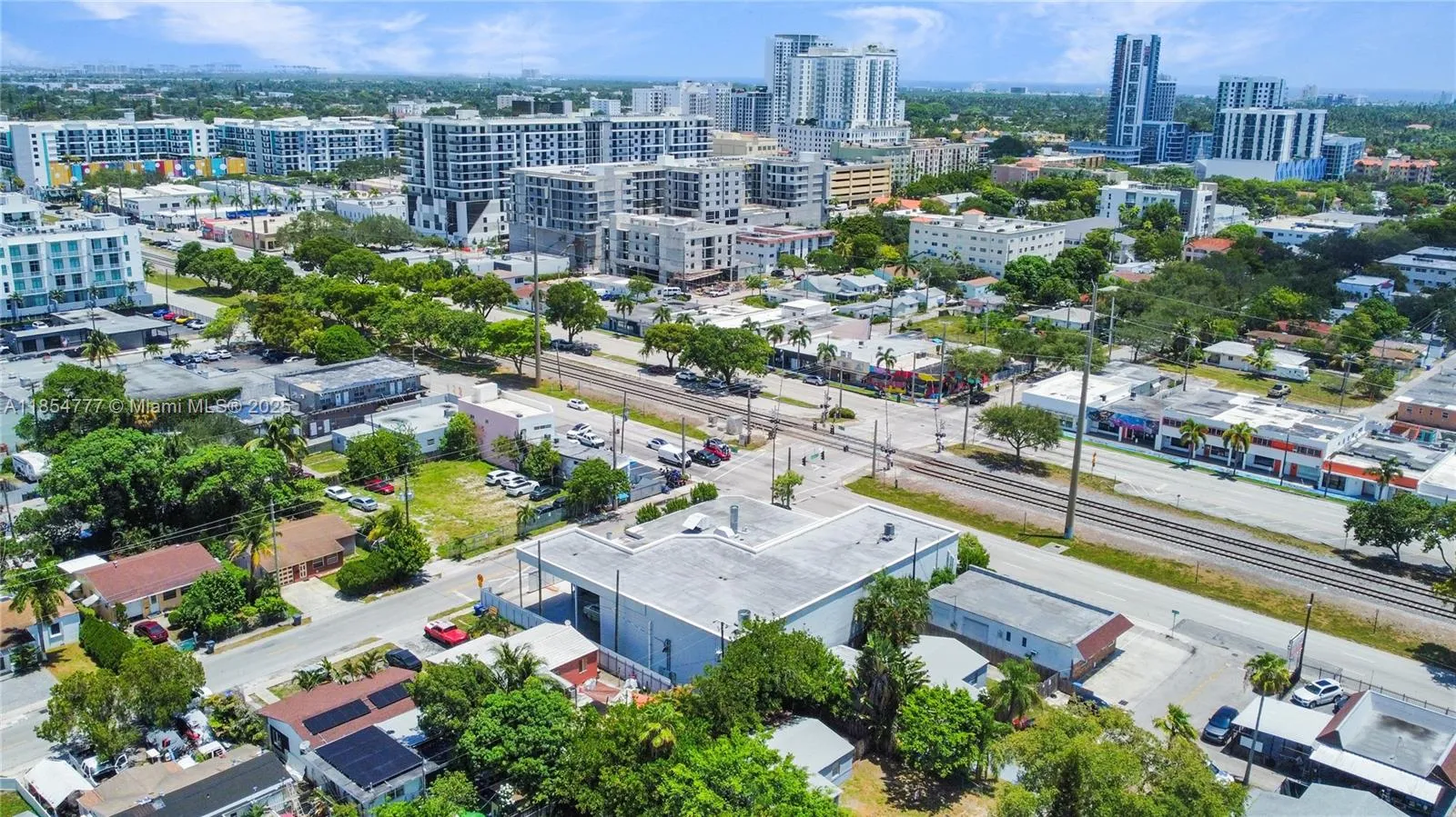 500 S Dixie Hwy, Hollywood, Florida 33020, Hollywood, Florida 33020, ,Commercial Sale,For Sale,500 S Dixie Hwy, Hollywood, Florida 33020,A11854777