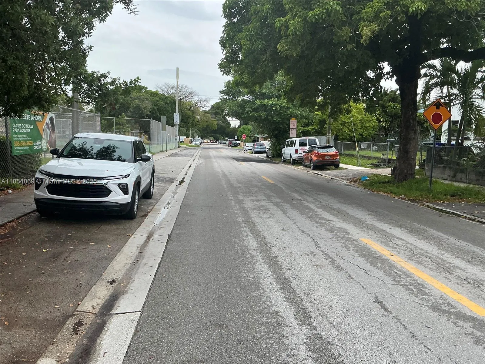 1855 Nw 32nd St, Miami, Florida 33142, Miami, Florida 33142, 2 Bedrooms Bedrooms, ,1 BathroomBathrooms,Residential,For Sale,1855 Nw 32nd St, Miami, Florida 33142,A11854869