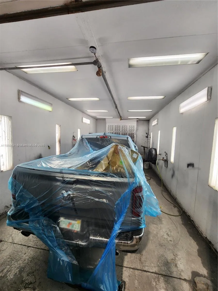 spray booth