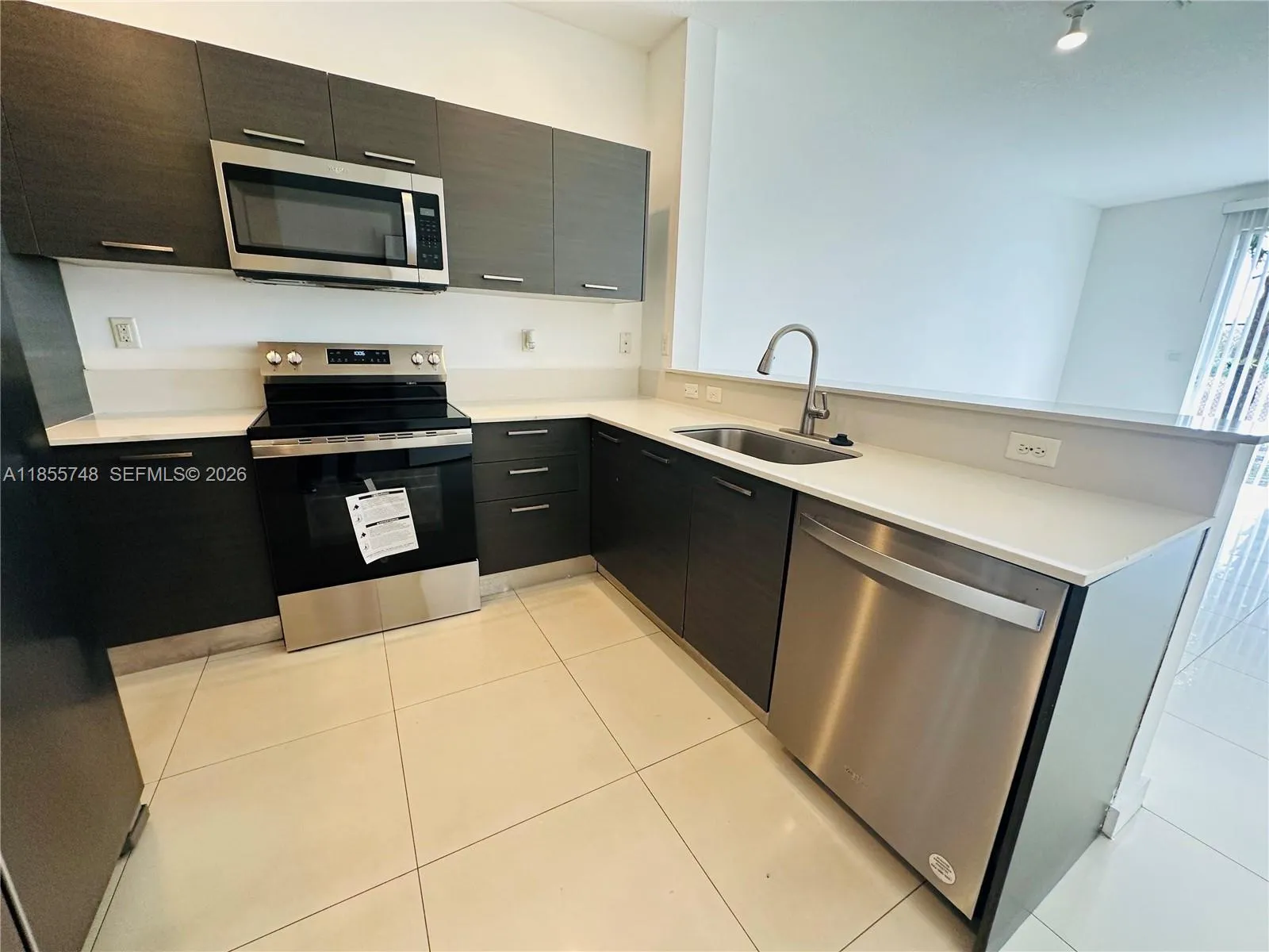 3442 Nw 13th St 3442, Lauderhill, Florida 33311, Lauderhill, Florida 33311, 3 Bedrooms Bedrooms, ,2 BathroomsBathrooms,Residential Lease,For Rent,3442 Nw 13th St 3442, Lauderhill, Florida 33311,A11855748