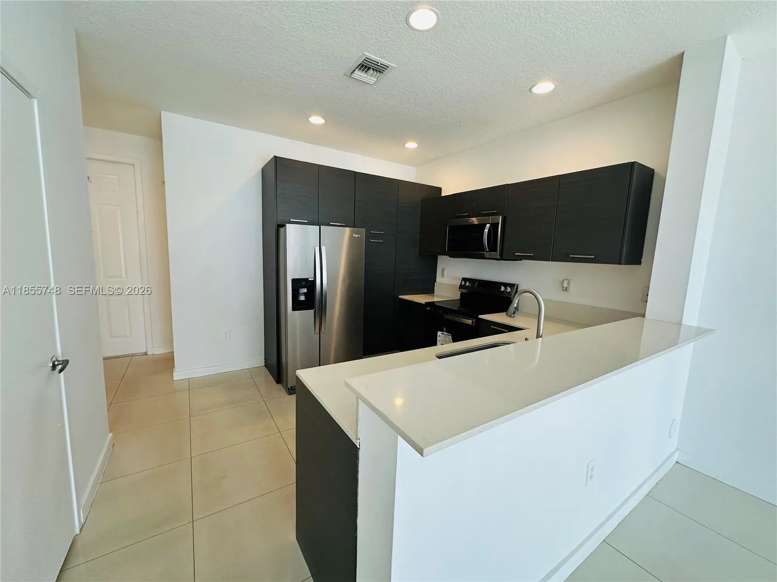 3442 Nw 13th St 3442, Lauderhill, Florida 33311, Lauderhill, Florida 33311, 3 Bedrooms Bedrooms, ,2 BathroomsBathrooms,Residential Lease,For Rent,3442 Nw 13th St 3442, Lauderhill, Florida 33311,A11855748
