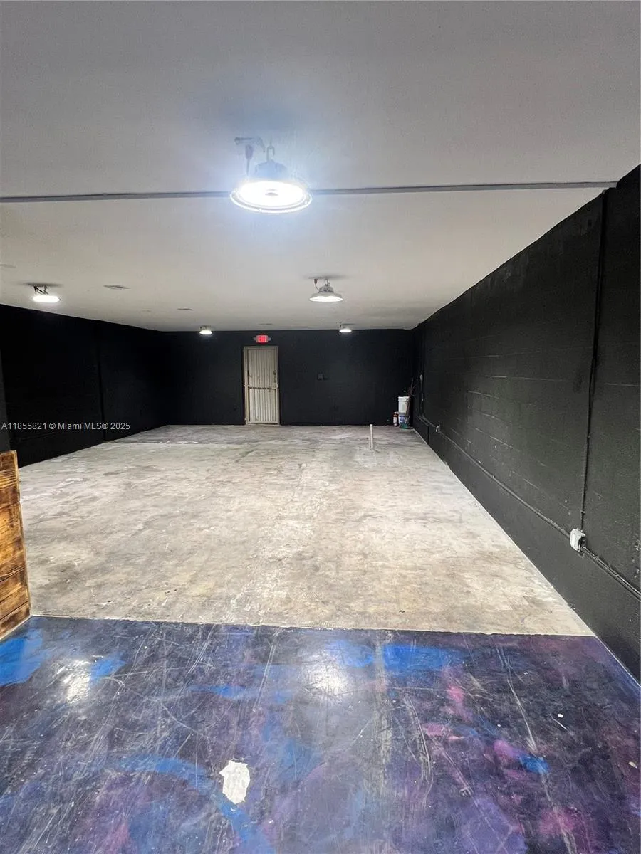 1657 W 40th St 6, Hialeah, Florida 33012, Hialeah, Florida 33012, ,Commercial Sale,For Sale,1657 W 40th St 6, Hialeah, Florida 33012,A11855821
