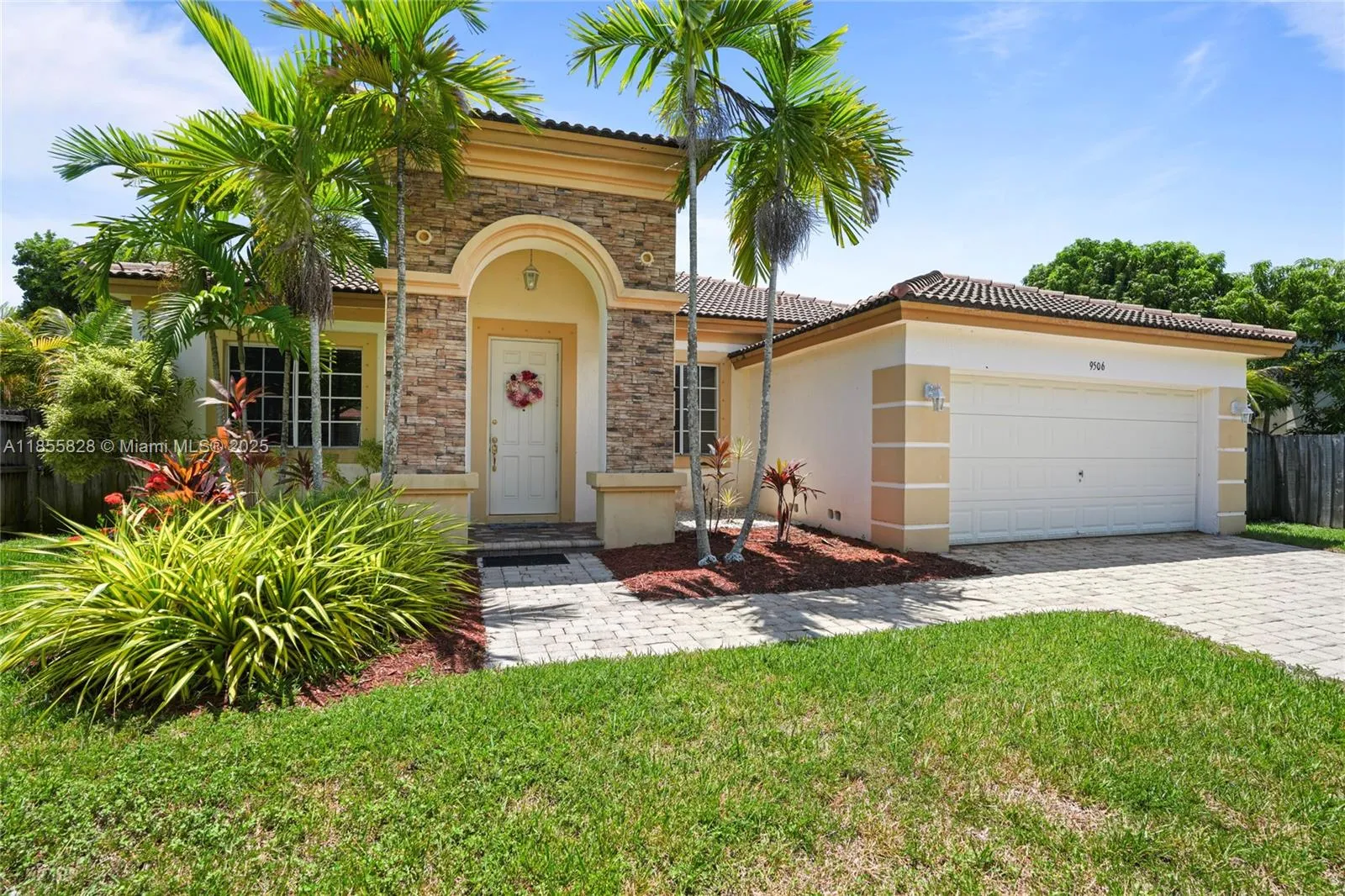 9506 Sw 220th Ln, Cutler Bay, Florida 33190, Cutler Bay, Florida 33190, 4 Bedrooms Bedrooms, ,2 BathroomsBathrooms,Residential,For Sale,9506 Sw 220th Ln, Cutler Bay, Florida 33190,A11855828