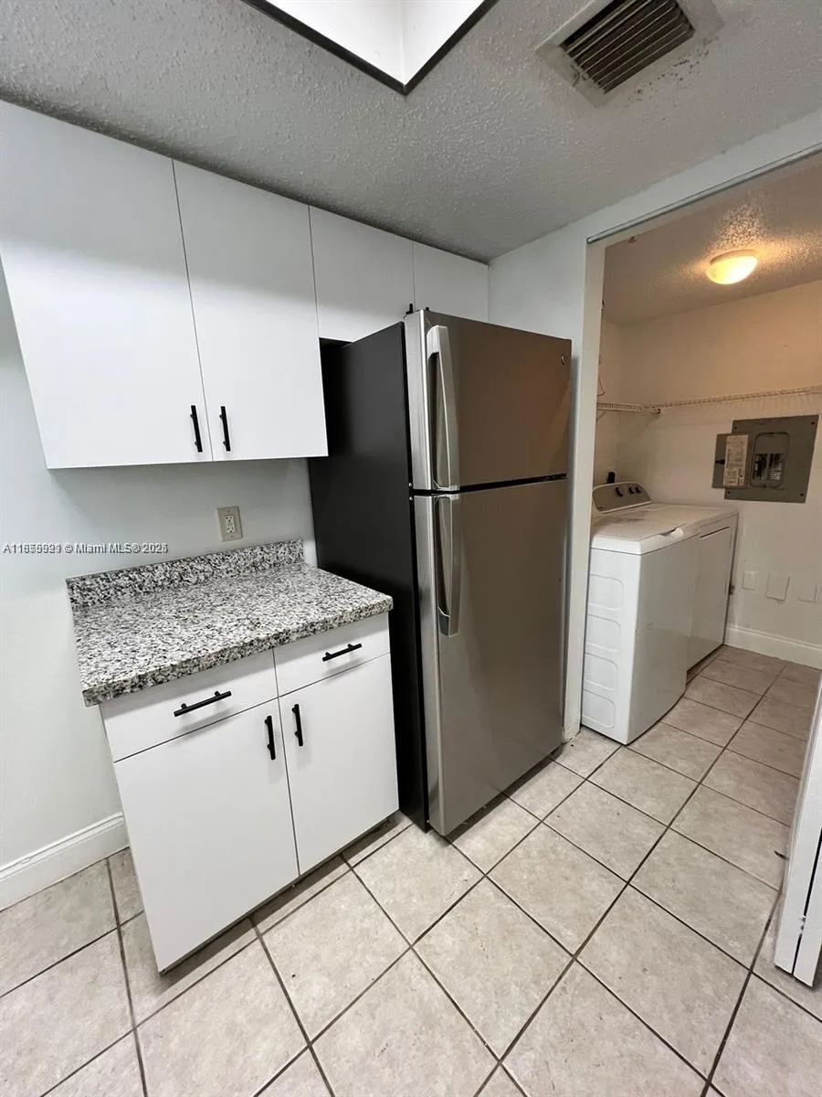 5065 Wiles Rd 103, Coconut Creek, Florida 33073, Coconut Creek, Florida 33073, 3 Bedrooms Bedrooms, ,2 BathroomsBathrooms,Residential,For Sale,5065 Wiles Rd 103, Coconut Creek, Florida 33073,A11855921