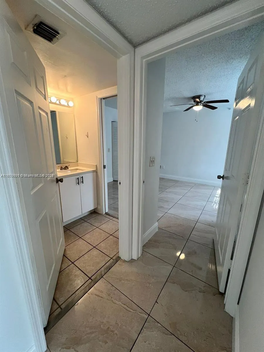 5065 Wiles Rd 103, Coconut Creek, Florida 33073, Coconut Creek, Florida 33073, 3 Bedrooms Bedrooms, ,2 BathroomsBathrooms,Residential,For Sale,5065 Wiles Rd 103, Coconut Creek, Florida 33073,A11855921