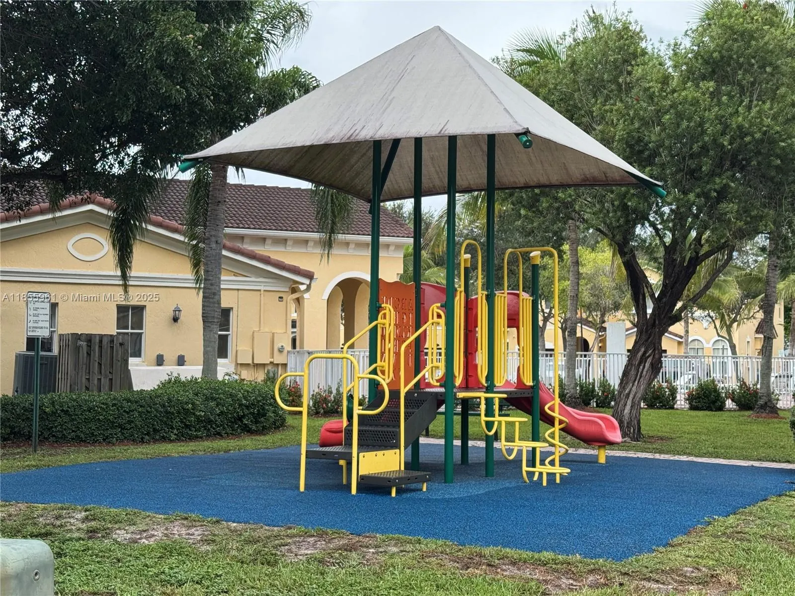 14956 Sw 8th Ln, Miami, Florida 33194, Miami, Florida 33194, 3 Bedrooms Bedrooms, ,3 BathroomsBathrooms,Residential,For Sale,14956 Sw 8th Ln, Miami, Florida 33194,A11855961