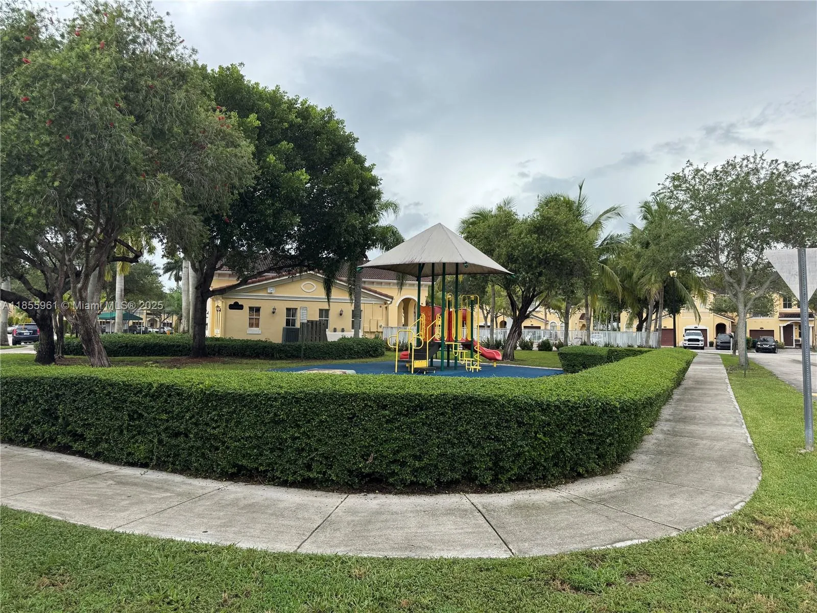 14956 Sw 8th Ln, Miami, Florida 33194, Miami, Florida 33194, 3 Bedrooms Bedrooms, ,3 BathroomsBathrooms,Residential,For Sale,14956 Sw 8th Ln, Miami, Florida 33194,A11855961