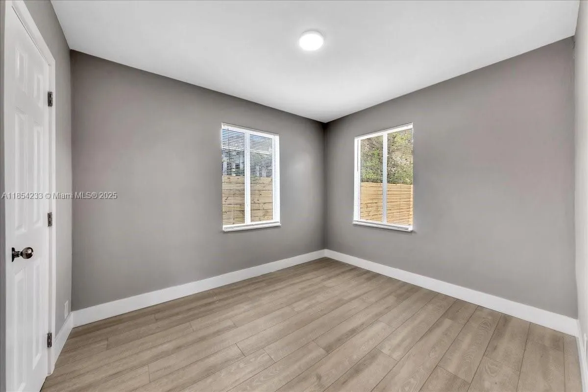 108 Se 23rd St, Fort Lauderdale, Florida 33316, Fort Lauderdale, Florida 33316, ,Residential Income,For Sale,108 Se 23rd St, Fort Lauderdale, Florida 33316,A11854233