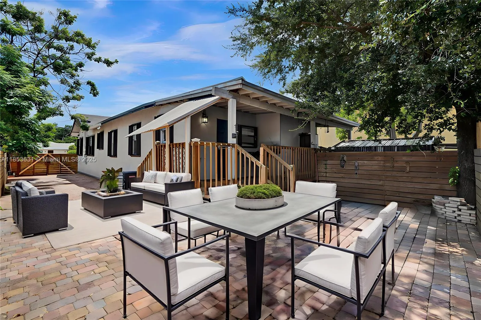 2135 Sw 4th Street, Miami, Florida 33135, Miami, Florida 33135, ,Residential Income,For Sale,2135 Sw 4th Street, Miami, Florida 33135,A11853631