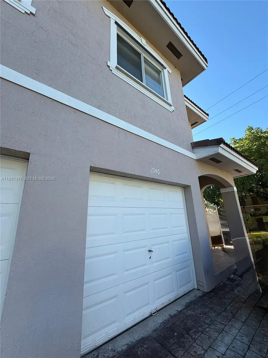 1540 Nw 45th St 1-4, Deerfield Beach, Florida 3306, Deerfield Beach, Florida 33064, 3 Bedrooms Bedrooms, ,2 BathroomsBathrooms,Residential Lease,For Rent,1540 Nw 45th St 1-4, Deerfield Beach, Florida 3306,A11851376