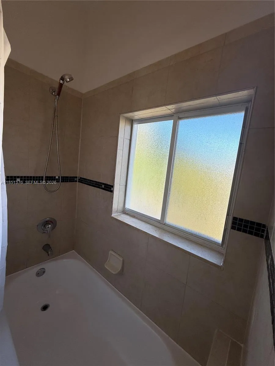 1540 Nw 45th St 1-4, Deerfield Beach, Florida 3306, Deerfield Beach, Florida 33064, 3 Bedrooms Bedrooms, ,2 BathroomsBathrooms,Residential Lease,For Rent,1540 Nw 45th St 1-4, Deerfield Beach, Florida 3306,A11851376