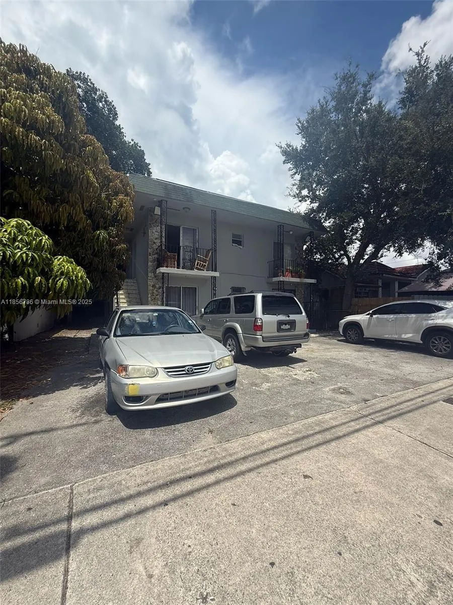 414 Sw 15th Ave, Miami, Florida 33135, Miami, Florida 33135, ,Residential Income,For Sale,414 Sw 15th Ave, Miami, Florida 33135,A11856786
