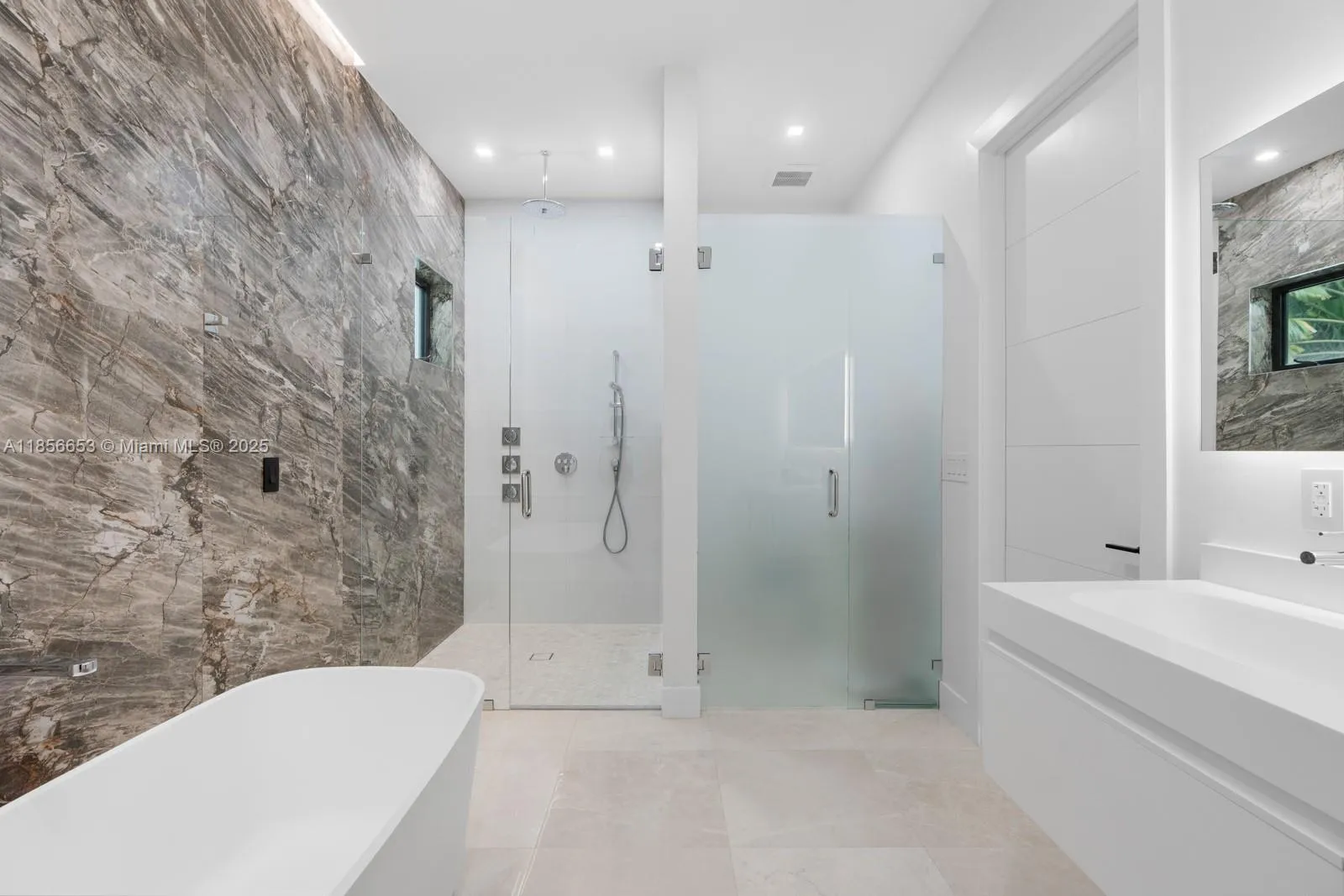 80 Nw 129th Ave, Miami, Florida 33182, Miami, Florida 33182, 6 Bedrooms Bedrooms, ,5 BathroomsBathrooms,Residential,For Sale,80 Nw 129th Ave, Miami, Florida 33182,A11856653