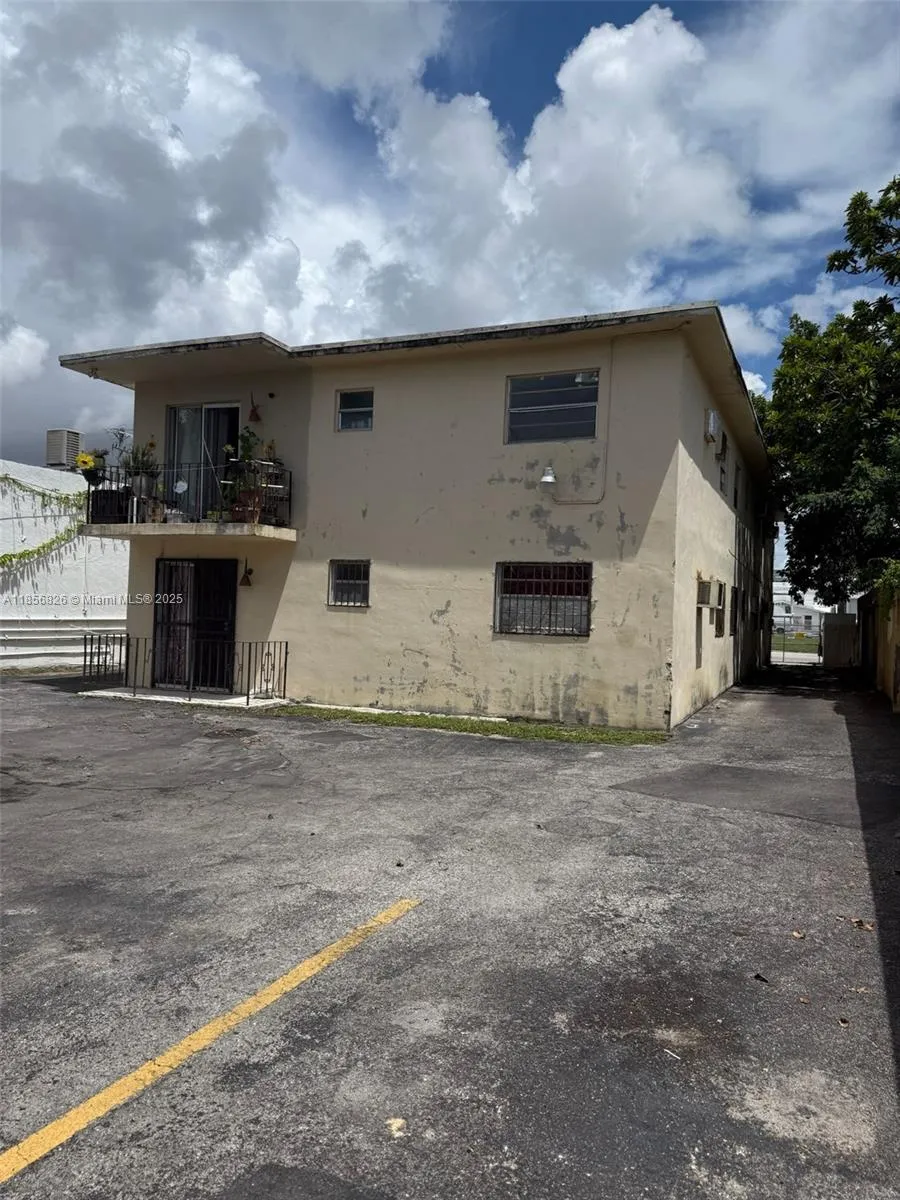 1520 Sw 1st St, Miami, Florida 33135, Miami, Florida 33135, ,Commercial Sale,For Sale,1520 Sw 1st St, Miami, Florida 33135,A11856826