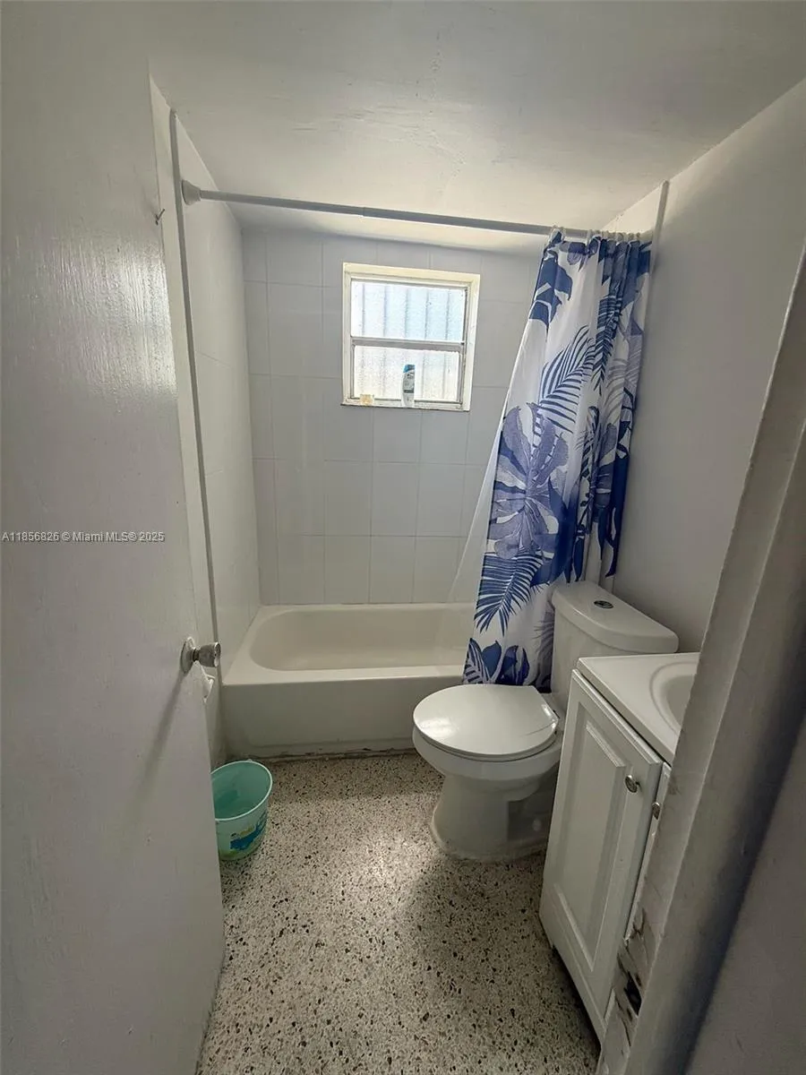 1520 Sw 1st St, Miami, Florida 33135, Miami, Florida 33135, ,Commercial Sale,For Sale,1520 Sw 1st St, Miami, Florida 33135,A11856826