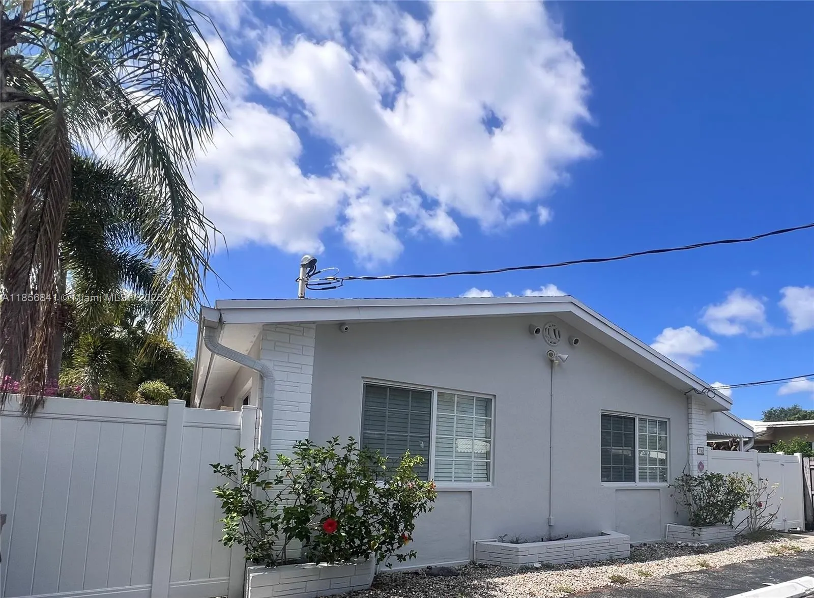 716 Se 14th Ct #1-4, Fort Lauderdale, Florida 3331, Fort Lauderdale, Florida 33316, ,Residential Income,For Sale,716 Se 14th Ct #1-4, Fort Lauderdale, Florida 3331,A11856841