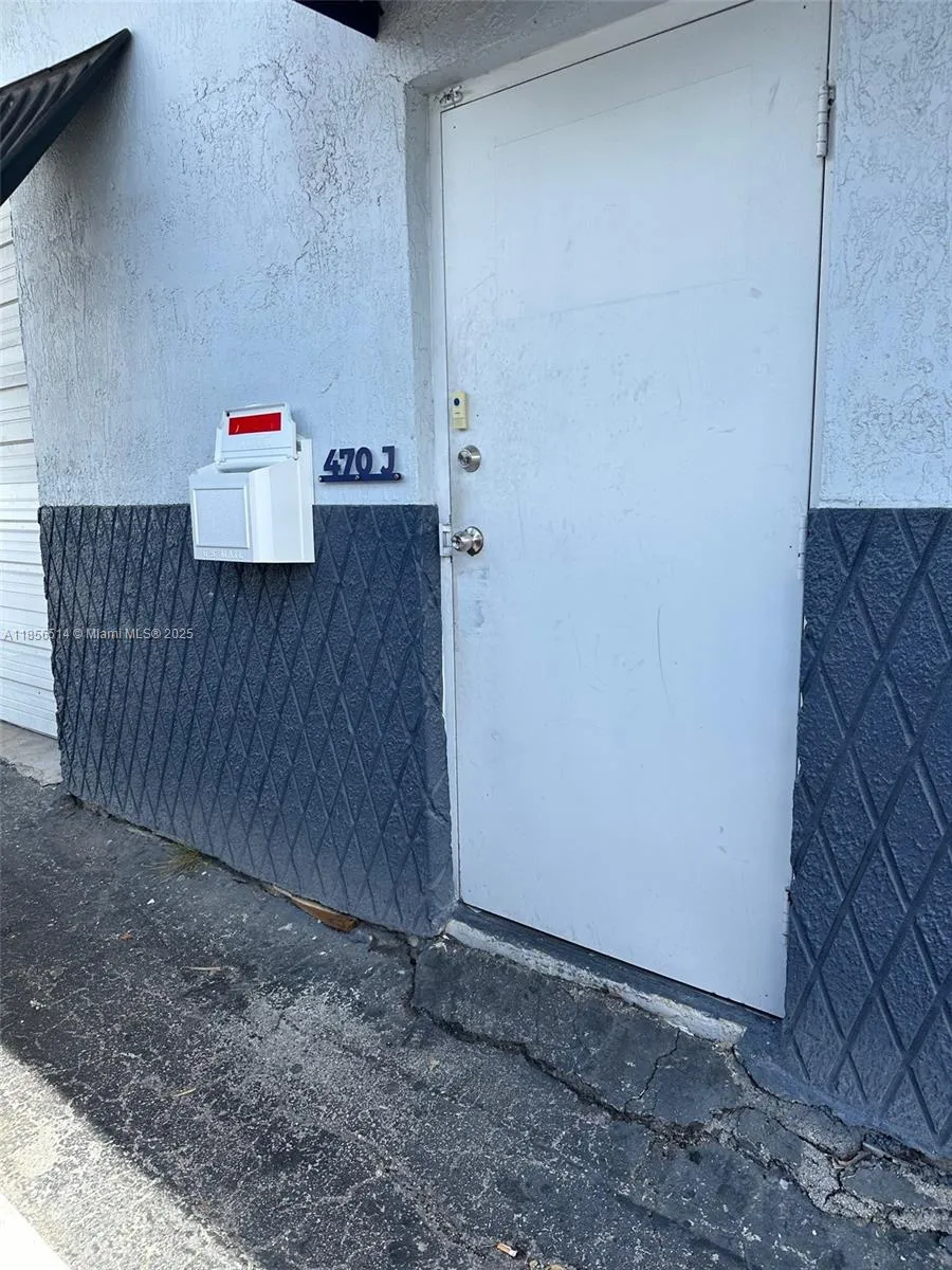 470 Ansin Blvd 470j, Hallandale Beach, Florida 330, Hallandale Beach, Florida 33009, ,Commercial Lease,For Rent,470 Ansin Blvd 470j, Hallandale Beach, Florida 330,A11856514