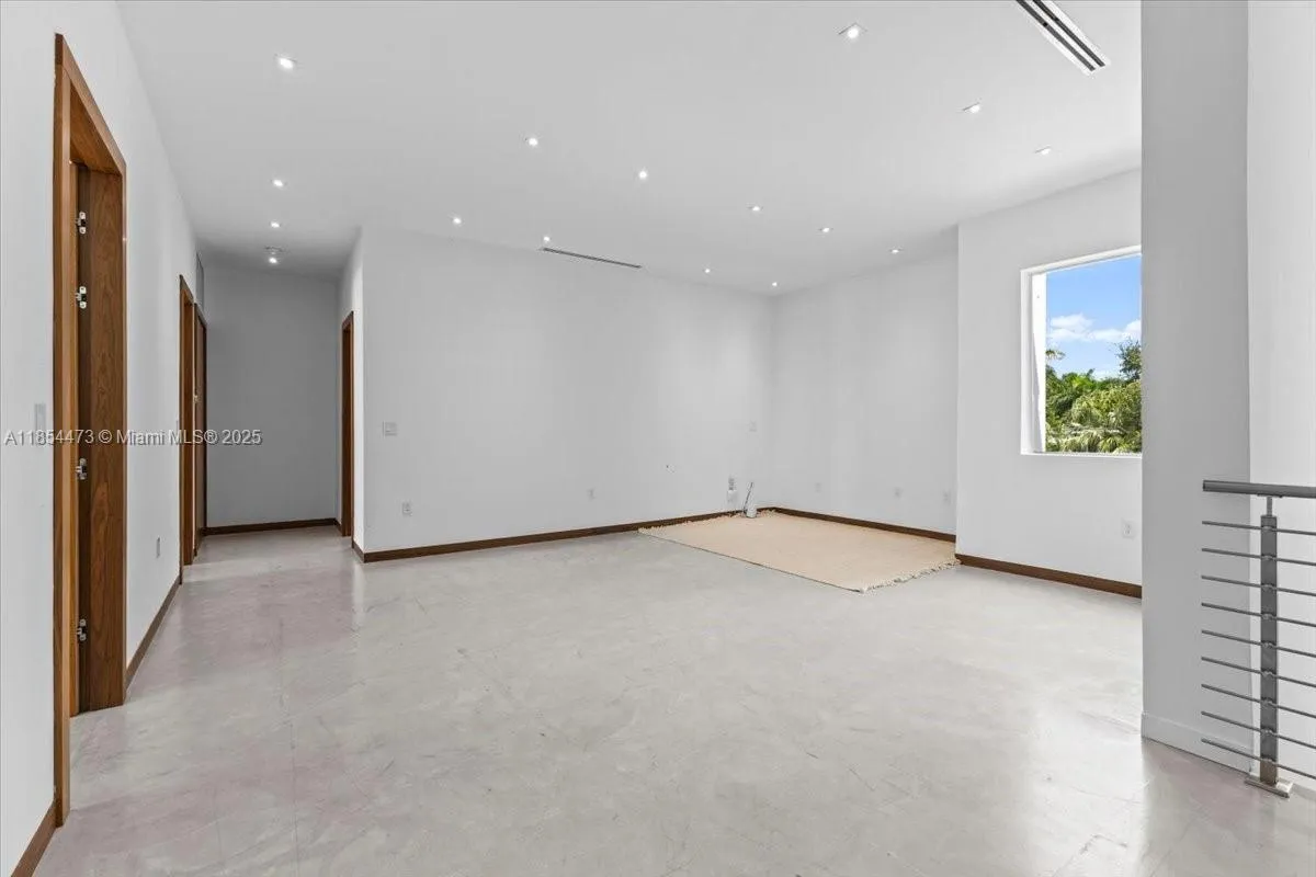 19914 Ne 19th Ct, Miami, Florida 33179, Miami, Florida 33179, 5 Bedrooms Bedrooms, ,5 BathroomsBathrooms,Residential,For Sale,19914 Ne 19th Ct, Miami, Florida 33179,A11854473