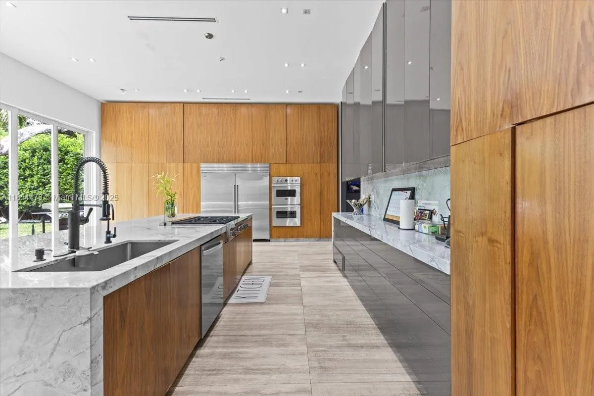 19914 Ne 19th Ct, Miami, Florida 33179, Miami, Florida 33179, 5 Bedrooms Bedrooms, ,5 BathroomsBathrooms,Residential,For Sale,19914 Ne 19th Ct, Miami, Florida 33179,A11854473