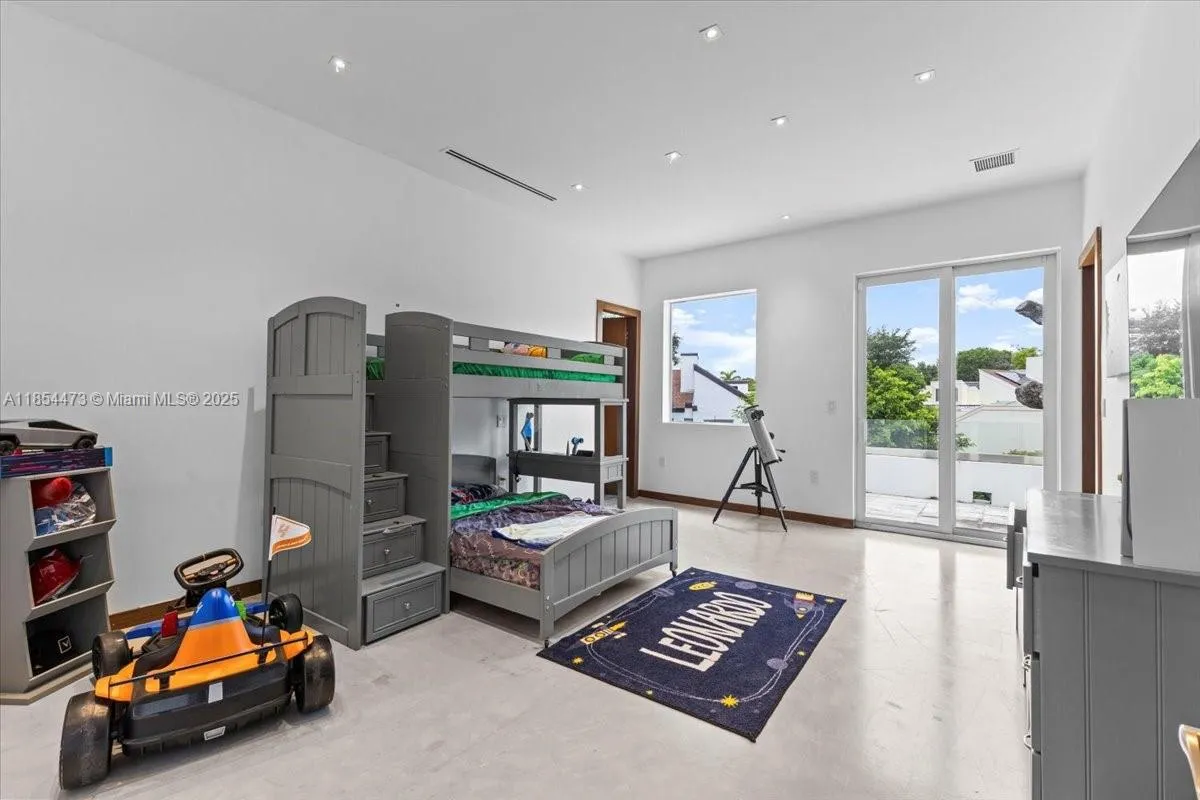 19914 Ne 19th Ct, Miami, Florida 33179, Miami, Florida 33179, 5 Bedrooms Bedrooms, ,5 BathroomsBathrooms,Residential,For Sale,19914 Ne 19th Ct, Miami, Florida 33179,A11854473