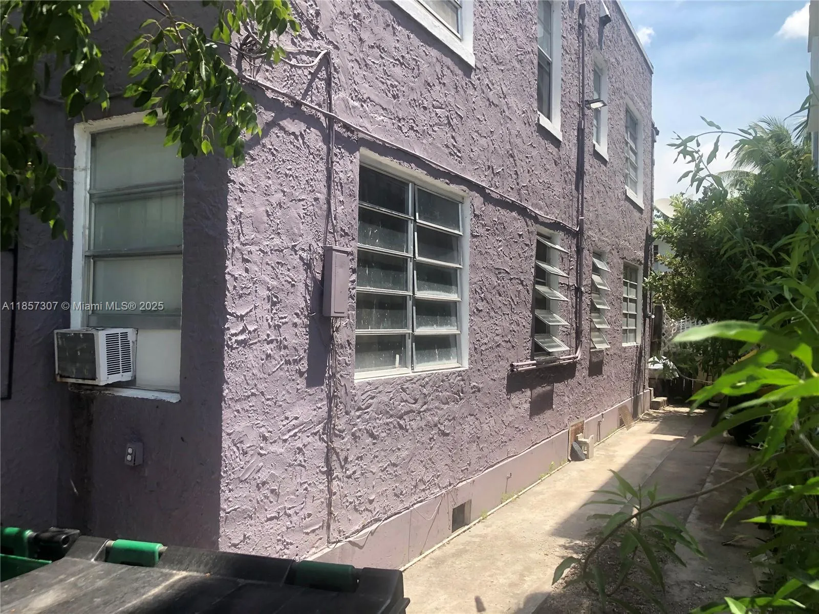 125 Nw 7th Ave, Miami, Florida 33128, Miami, Florida 33128, ,Residential Income,For Sale,125 Nw 7th Ave, Miami, Florida 33128,A11857307