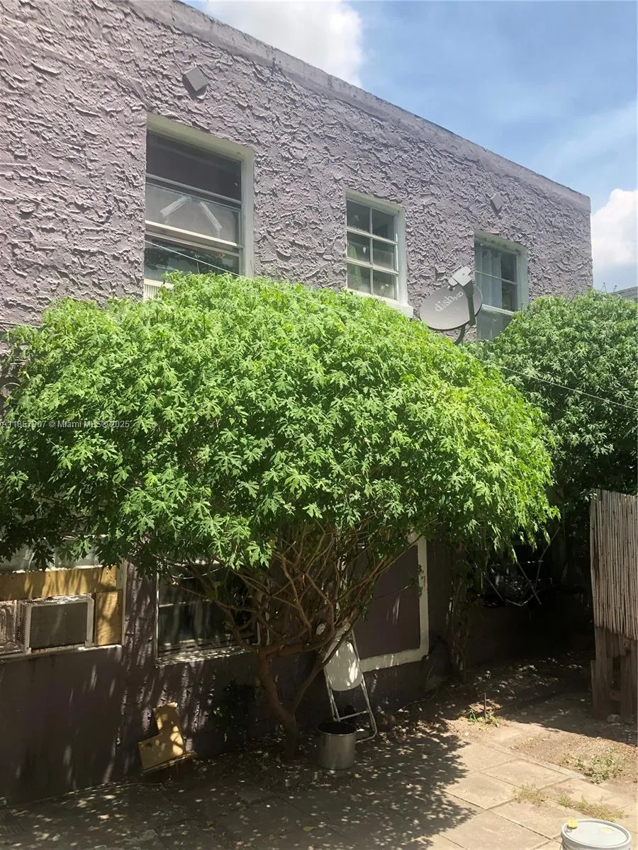 125 Nw 7th Ave, Miami, Florida 33128, Miami, Florida 33128, ,Residential Income,For Sale,125 Nw 7th Ave, Miami, Florida 33128,A11857307