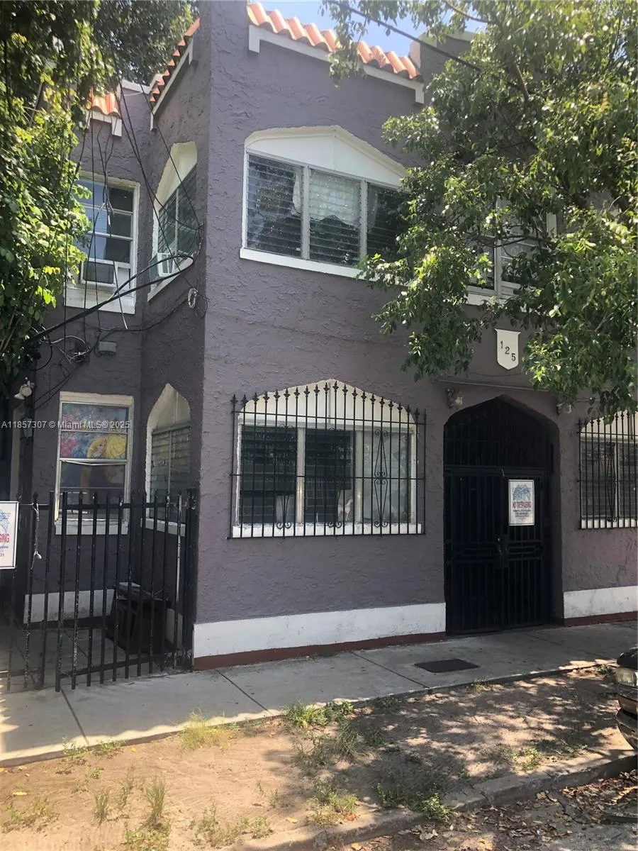 125 Nw 7th Ave, Miami, Florida 33128, Miami, Florida 33128, ,Residential Income,For Sale,125 Nw 7th Ave, Miami, Florida 33128,A11857307