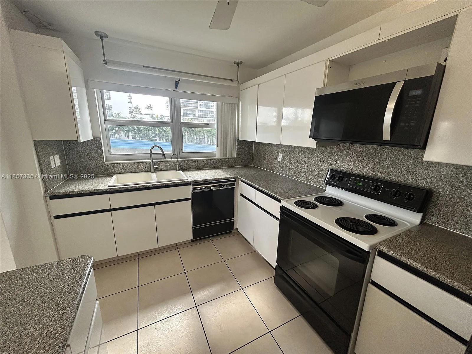 1825 S Ocean Dr 401, Hallandale Beach, Florida 330, Hallandale Beach, Florida 33009, 2 Bedrooms Bedrooms, ,2 BathroomsBathrooms,Residential Lease,For Rent,1825 S Ocean Dr 401, Hallandale Beach, Florida 330,A11857335 1825 S Ocean Dr 401, Hallandale Beach, Florida 330, Hallandale Beach, Florida 33009, 2 Bedrooms Bedrooms, ,2 BathroomsBathrooms,Residential Lease,For Rent,1825 S Ocean Dr 401, Hallandale Beach, Florida 330,A11857335