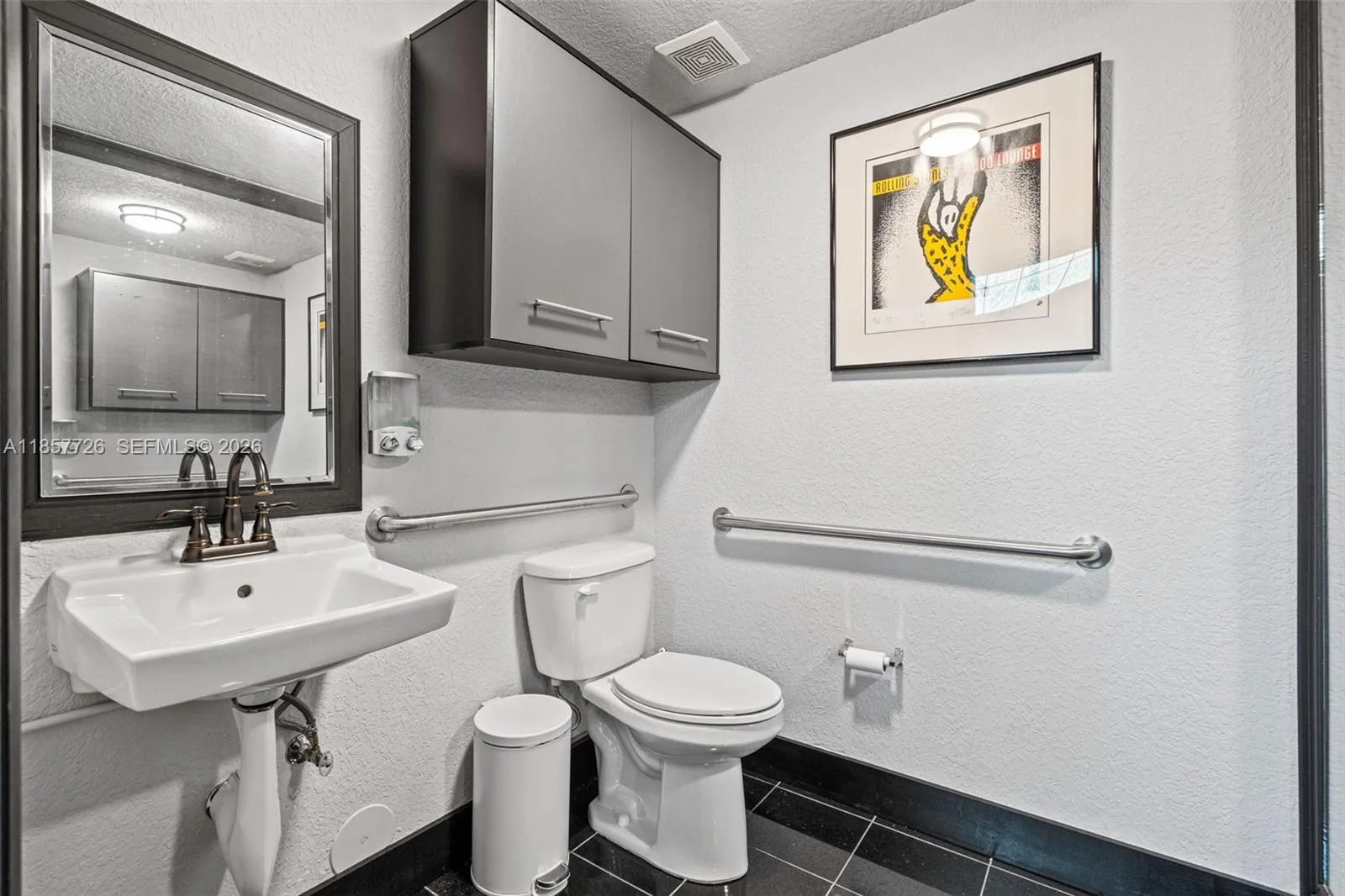 2937 Ravenswood Rd 9s, Dania Beach, Florida 33312, Dania Beach, Florida 33312, ,Commercial Sale,For Sale,2937 Ravenswood Rd 9s, Dania Beach, Florida 33312,A11857726